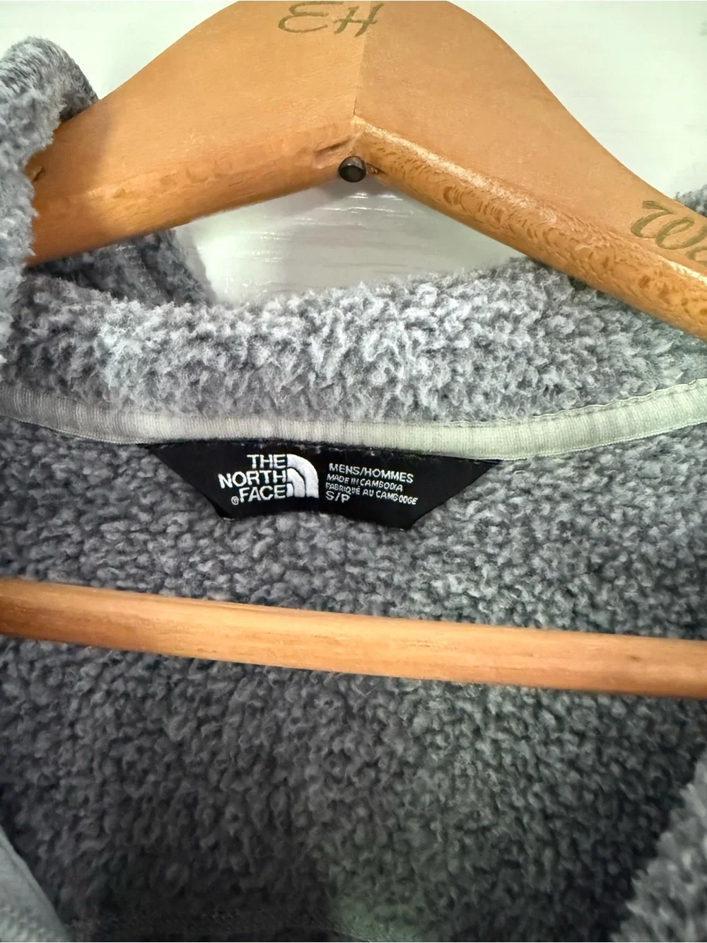 The North Face Men's Heather Gray Quarter-Zip Fleece Pullover